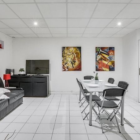 Triplex In Boulevard De Magenta By Guestready Leilighet Paris Eksteriør bilde