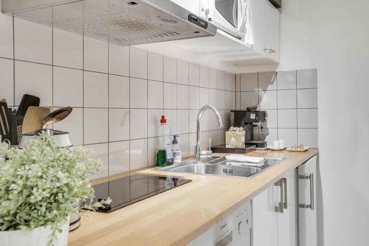 Triplex In Boulevard De Magenta By Guestready Leilighet Paris Eksteriør bilde